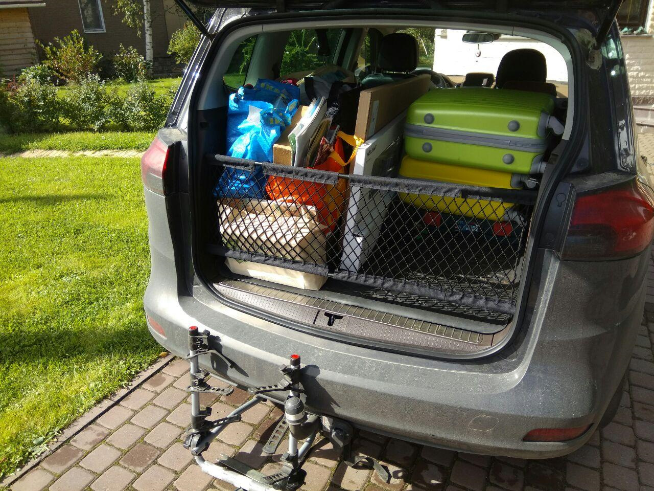 Багажник на опель зафира б. Opel Zafira багажник. Opel Zafira, 2013 багажник. Опель Зафира 2014 сетка в багажник. Опель Зафира 2014 багажник.