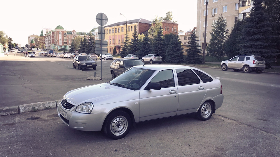 Lada Приора Хэтчбек Аладушка