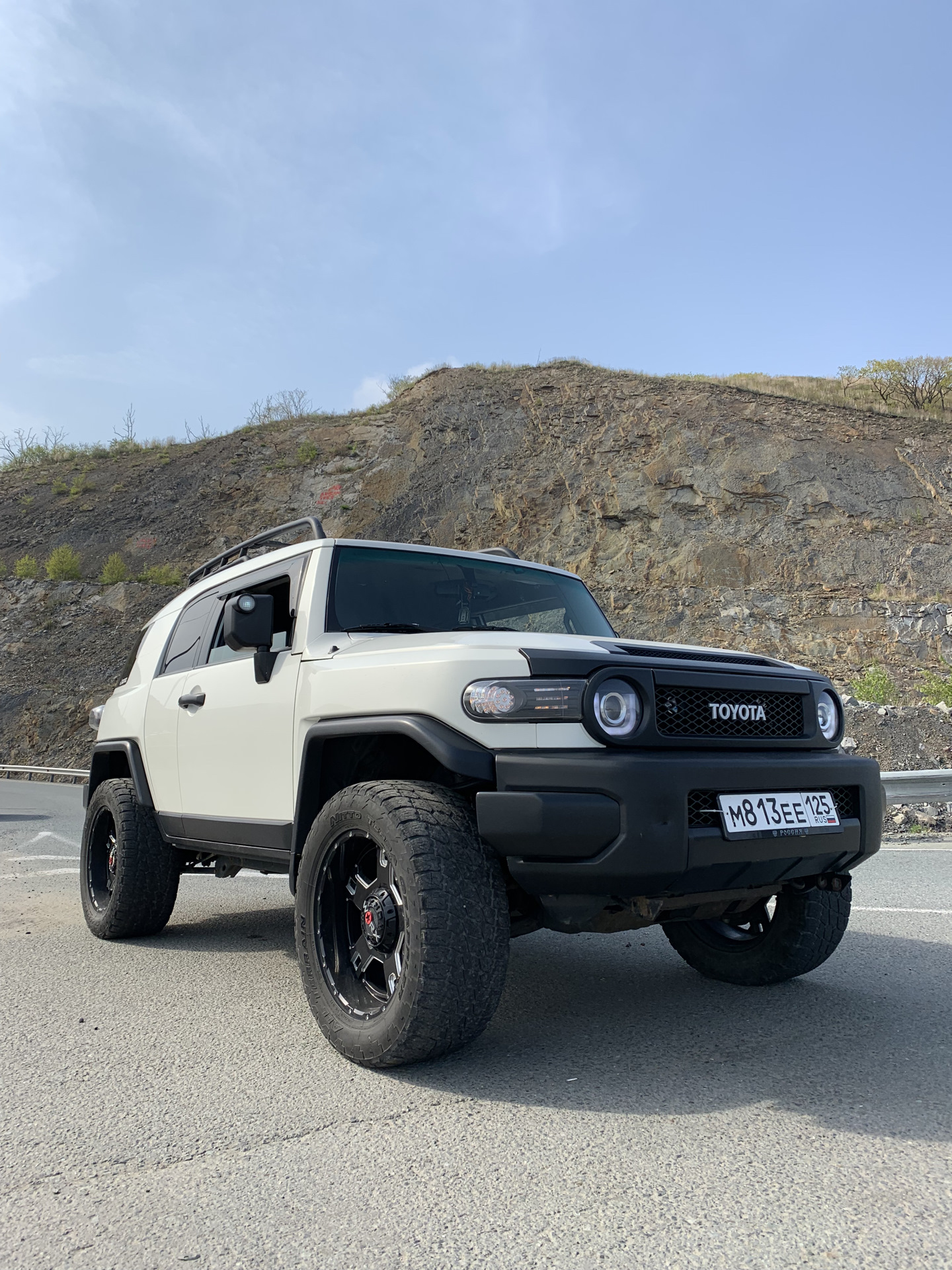 Тойота fj cruiser 2022 фото