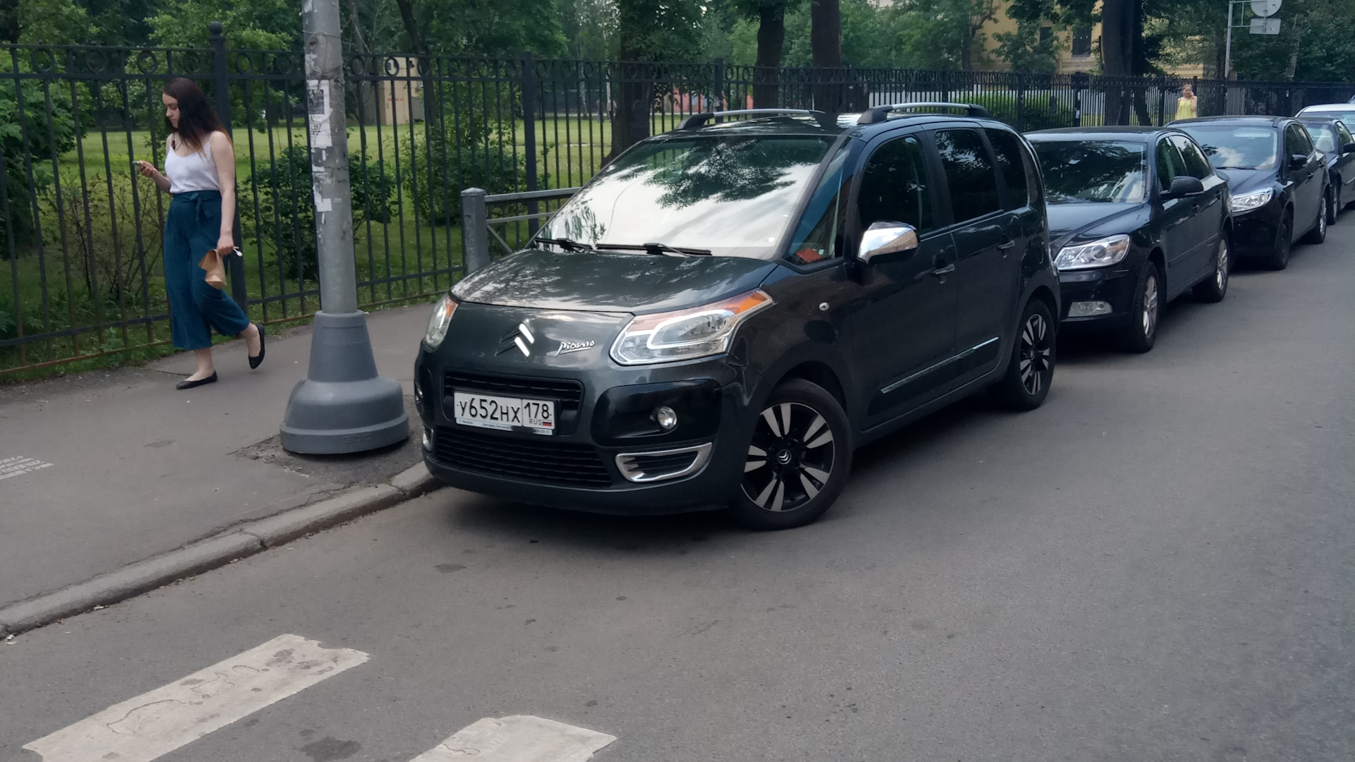 Citroen C3 Picasso 1.4 бензиновый 2012 | Надежный повседнев) на DRIVE2