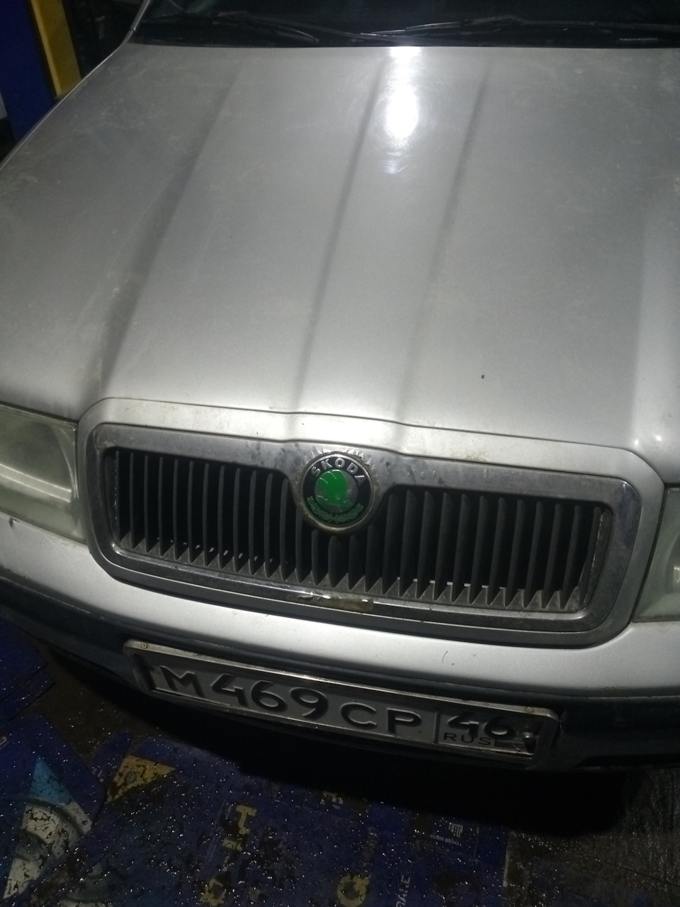 Новый значек на капот. — Skoda Octavia Combi A4 Mk1