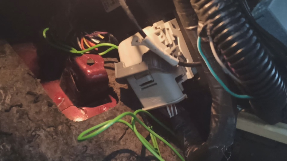 Не работает штатная сигнализация на Хаммере. — Hummer H3, 3,7 л, 2008 ...