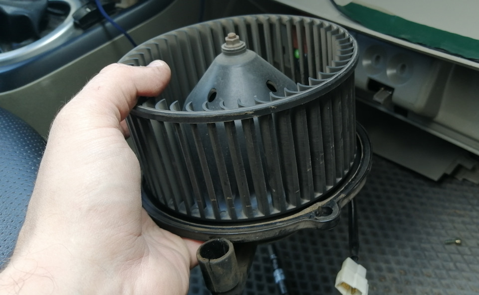 мотор отопителя лифан солано. лифан солано вентилятор печки. моторчик отопителя печки лифан х60. моторчик печки лифан солано. мотор отопителя lifan solano.