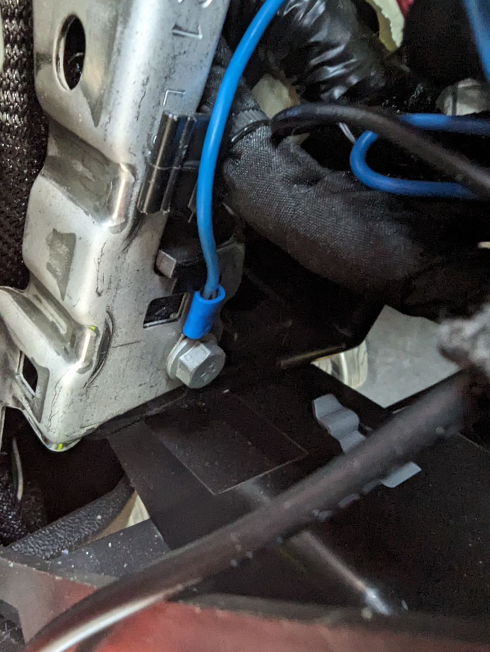 Подключение регистратора к блоку предохранителей kadjar — Renault ...