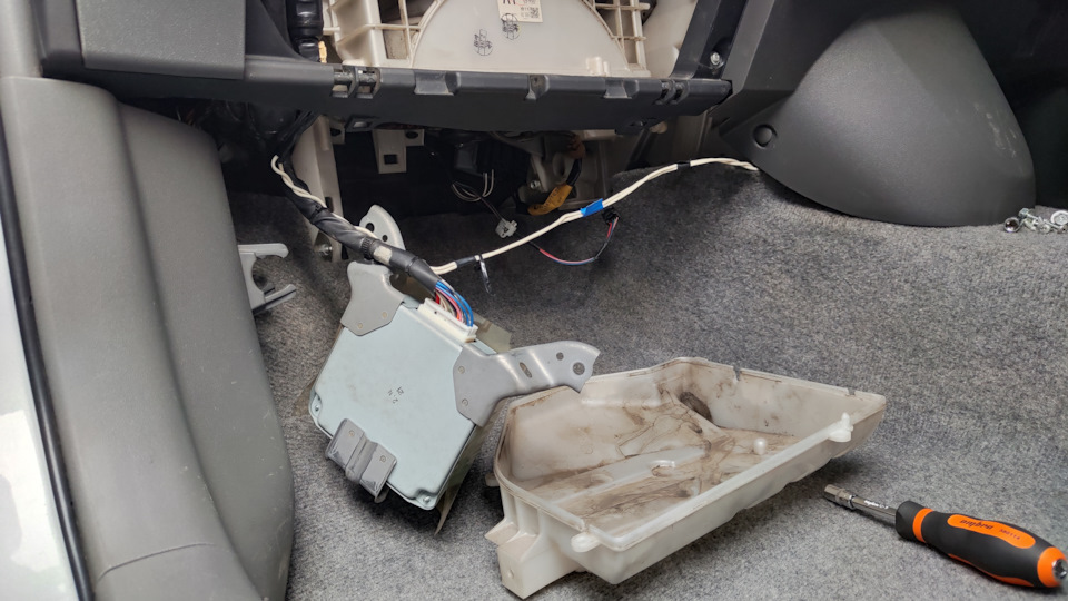 Фото в бортжурнале Toyota Prius (20)