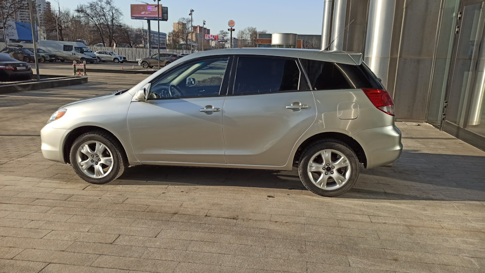 Toyota Matrix Каршеринг Комфорт+