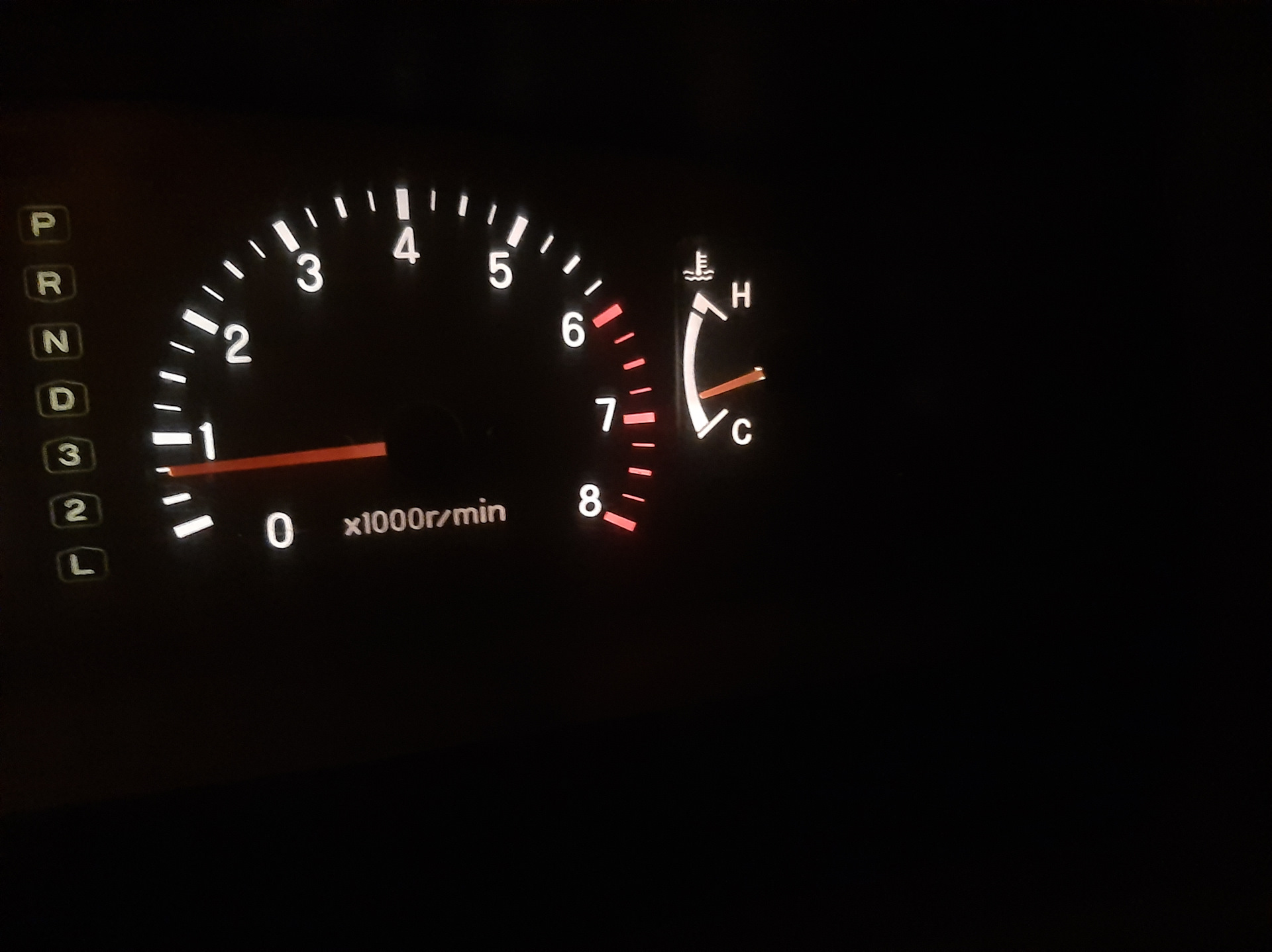 Разность показаний температуры ОЖ. — Mitsubishi Montero Sport, 3 л ...