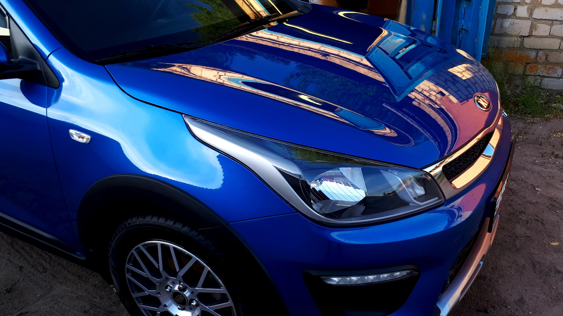 Синий макс. Kia Rio 4 Galaxy Blue. Kia Rio x-line Marina Blue. Киа Рио 2020 Марина Блю.