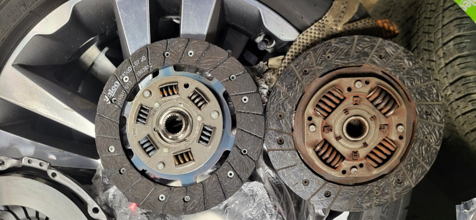 Фото в бортжурнале Lada Ларгус