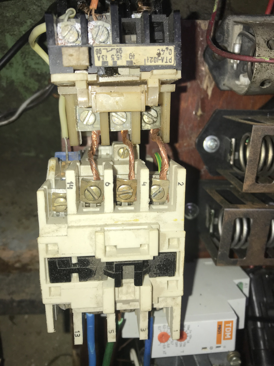 Устройство плавного пуска для станка на базе резисторов вентилятора ...