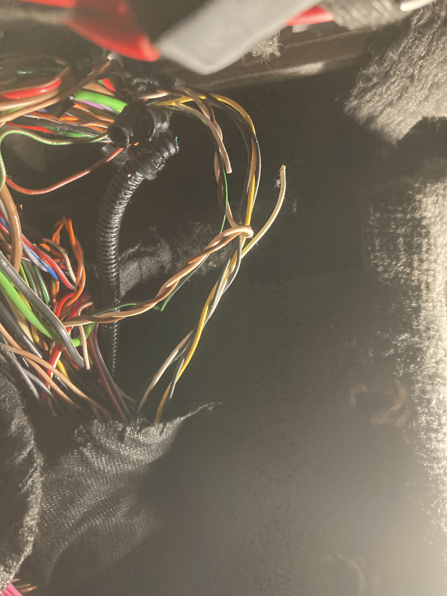 И снова порвалась пластиковая трубка омывателя заднего стекла… — Audi ...