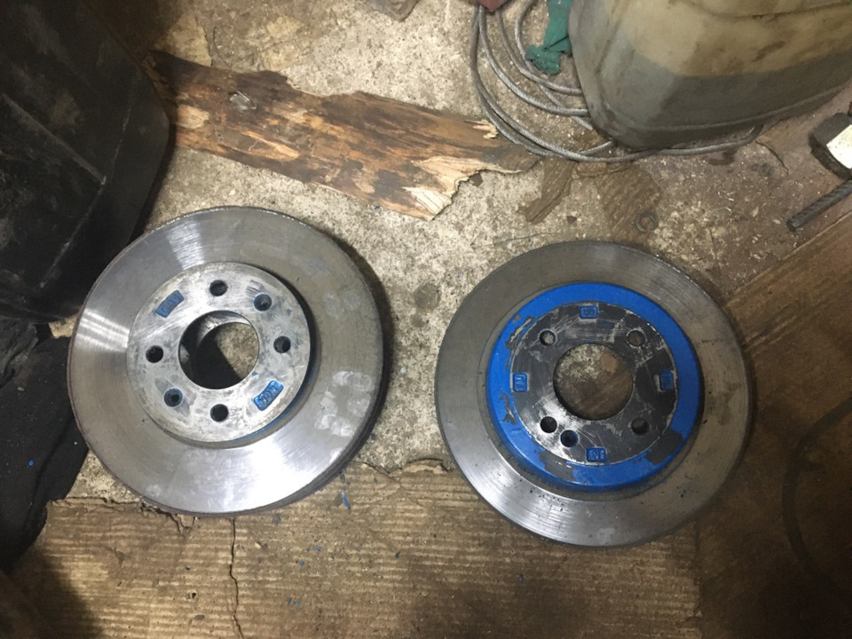Проточил тормозные диски + новые колодки июль 2021 — KIA Rio (4G), 1,6 ...