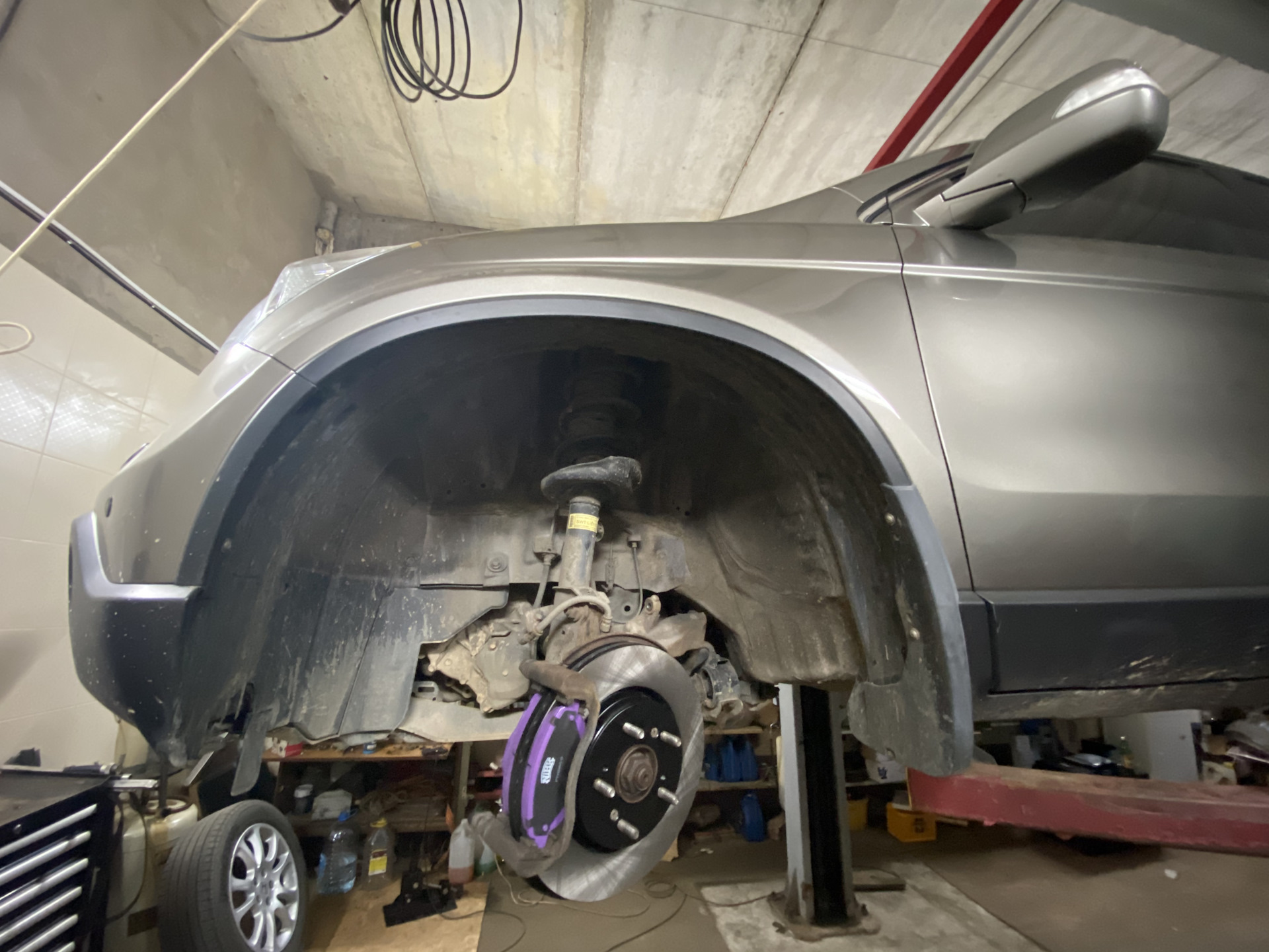 Тормозные диски передние + колодки — Honda CR-V (RE), 2,4 л, 2008 года ...