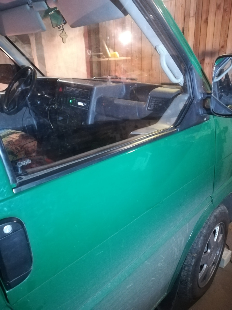 Бархотка уплотнитель наружный VW T4 original — Volkswagen Transporter ...