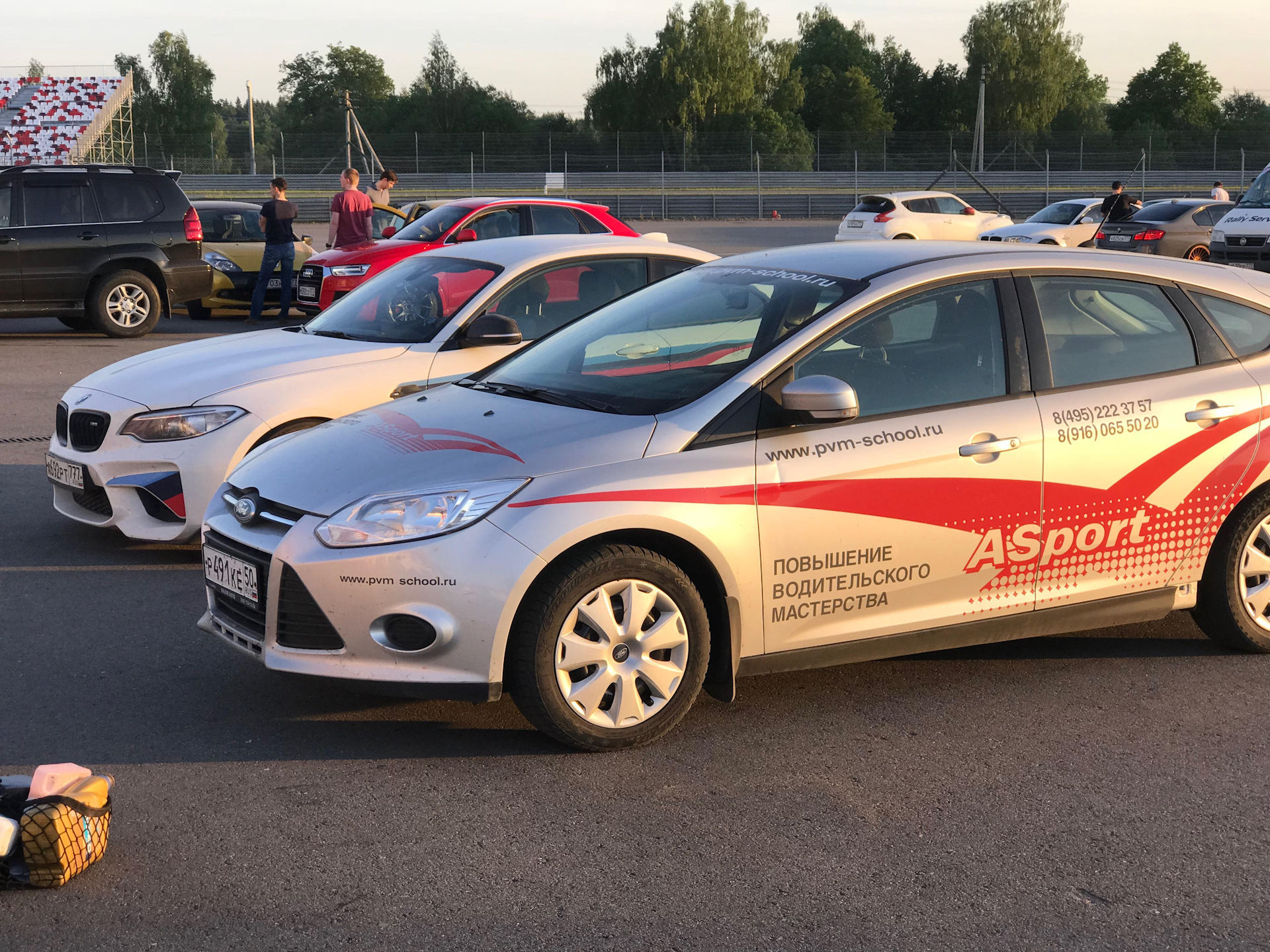 Car school. Машина школа машина. Московский школа машина. Машина Женя. Машины популярность школа.