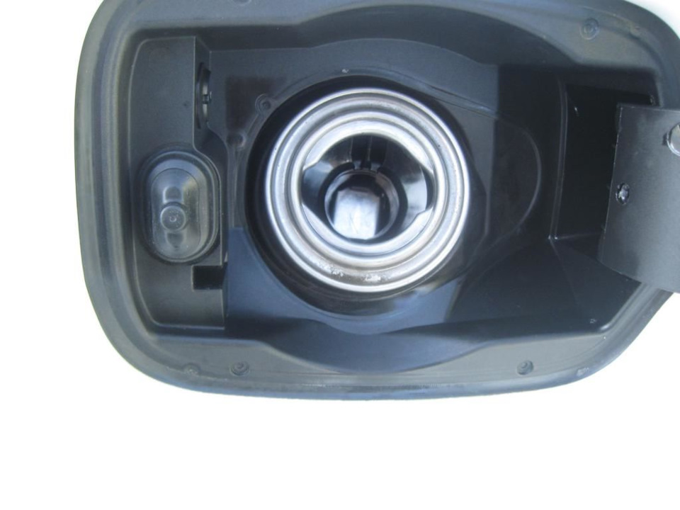 2. Горловина топливного бака, или как я потерял 30 литров дизеля — BMW ...