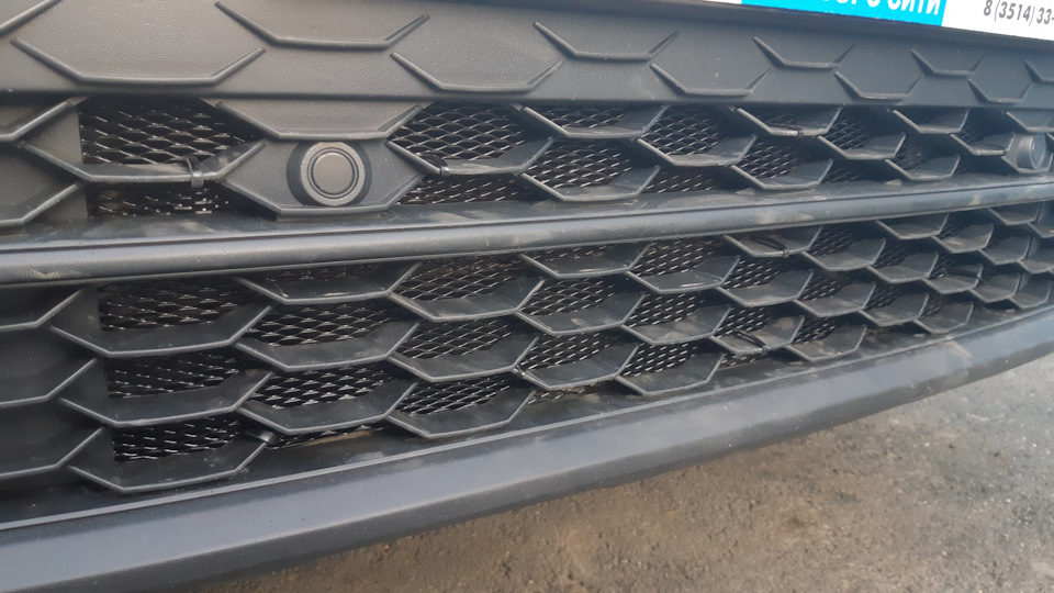35. Сетка в бампер — Volkswagen Tiguan (2G), 1,4 л, 2018 года | тюнинг ...