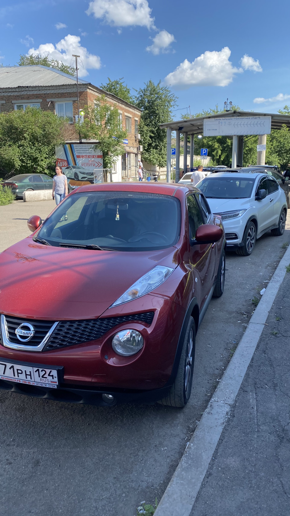 Жук продан ! — Nissan Juke (1G), 1,6 л, 2012 года | продажа машины | DRIVE2