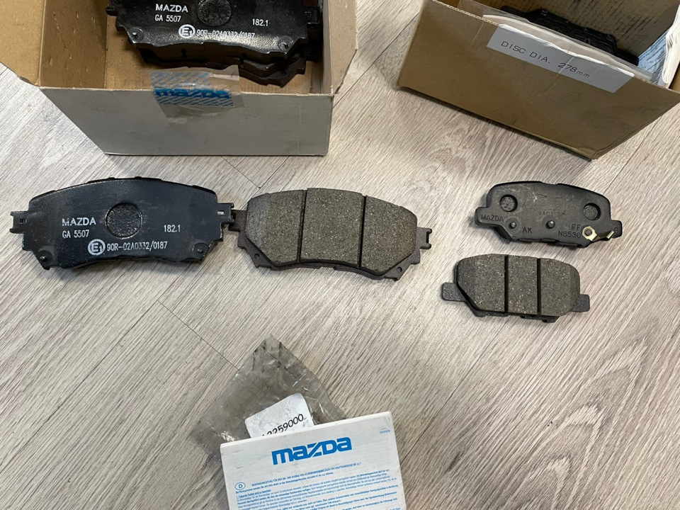 Подготовка к замене колодок, тормозной жидкости и антифриза — Mazda 6 ...