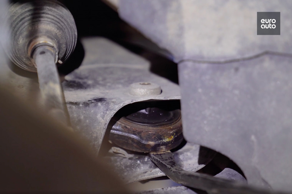 Замена сайлентблоков передних рычагов Peugeot 308 — EuroAuto на DRIVE2