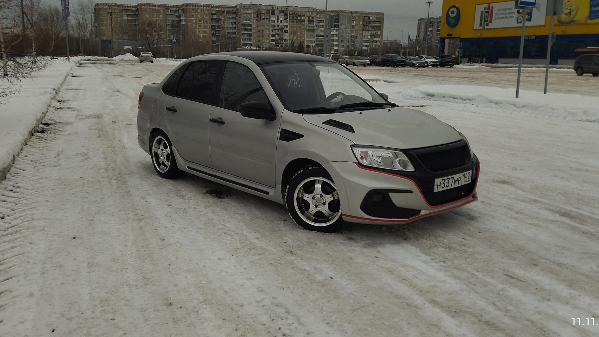 Lada Гранта 1.6 бензиновый 2012 | Серая на DRIVE2