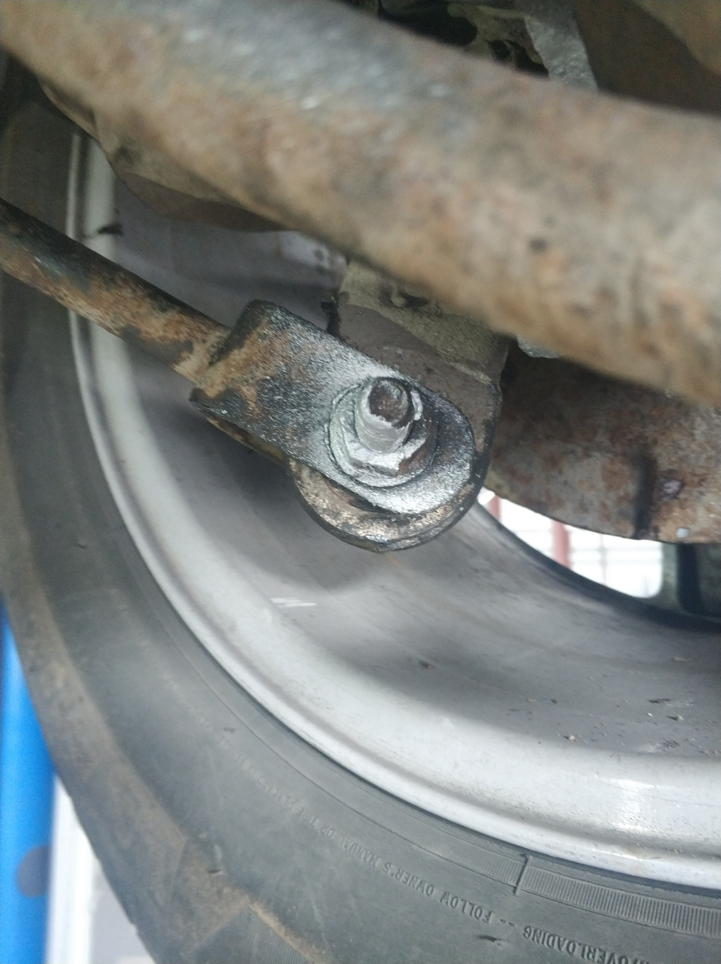 Запись #7 Замена сайлентблоков задней подвески и замена сальников ...