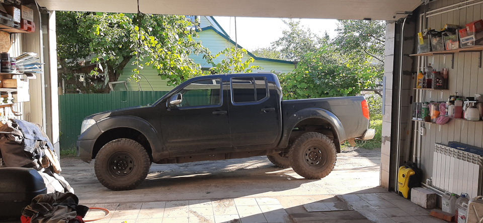 Nissan Navara - Видеоруководства своими руками