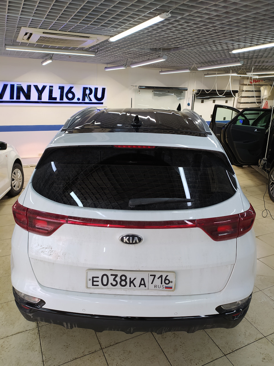 Крыша в чёрный глянец — KIA Sportage (4G), 2 л, 2019 года | стайлинг |  DRIVE2