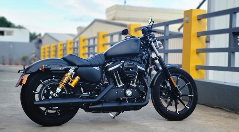 Harley Davidson xl883n