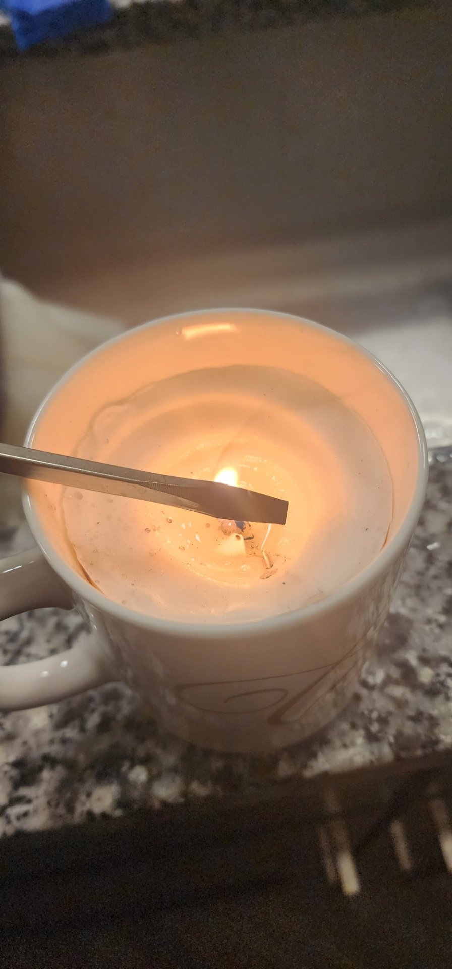 35$: Удаление мешка из расширительного бачка с ОЖ и замена антифриза ...