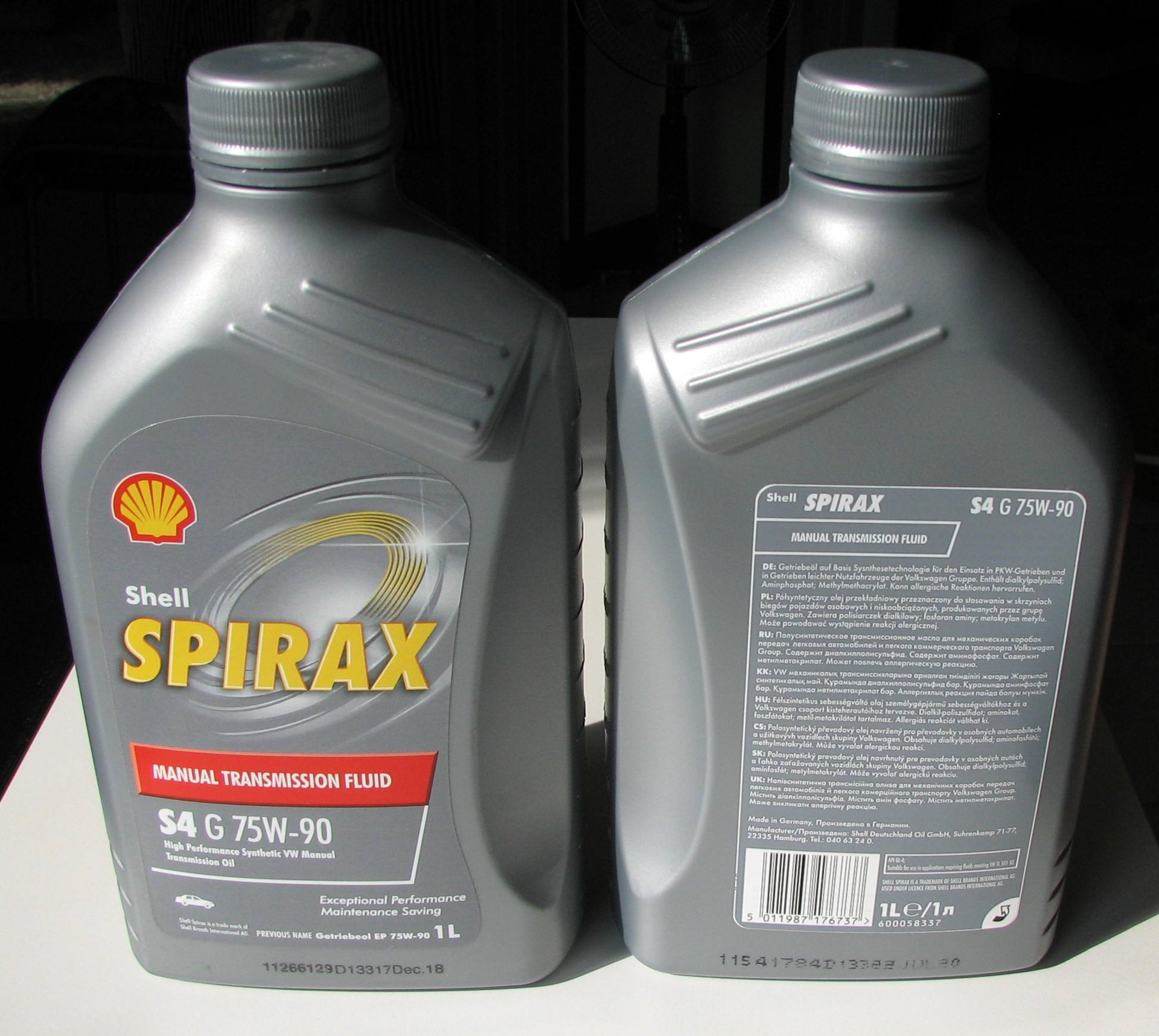 Shell Spirax s4 g 75w-90. Shell Spirax s4 at 75w-90.