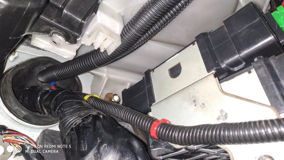 Как подключить датчик буста дефи