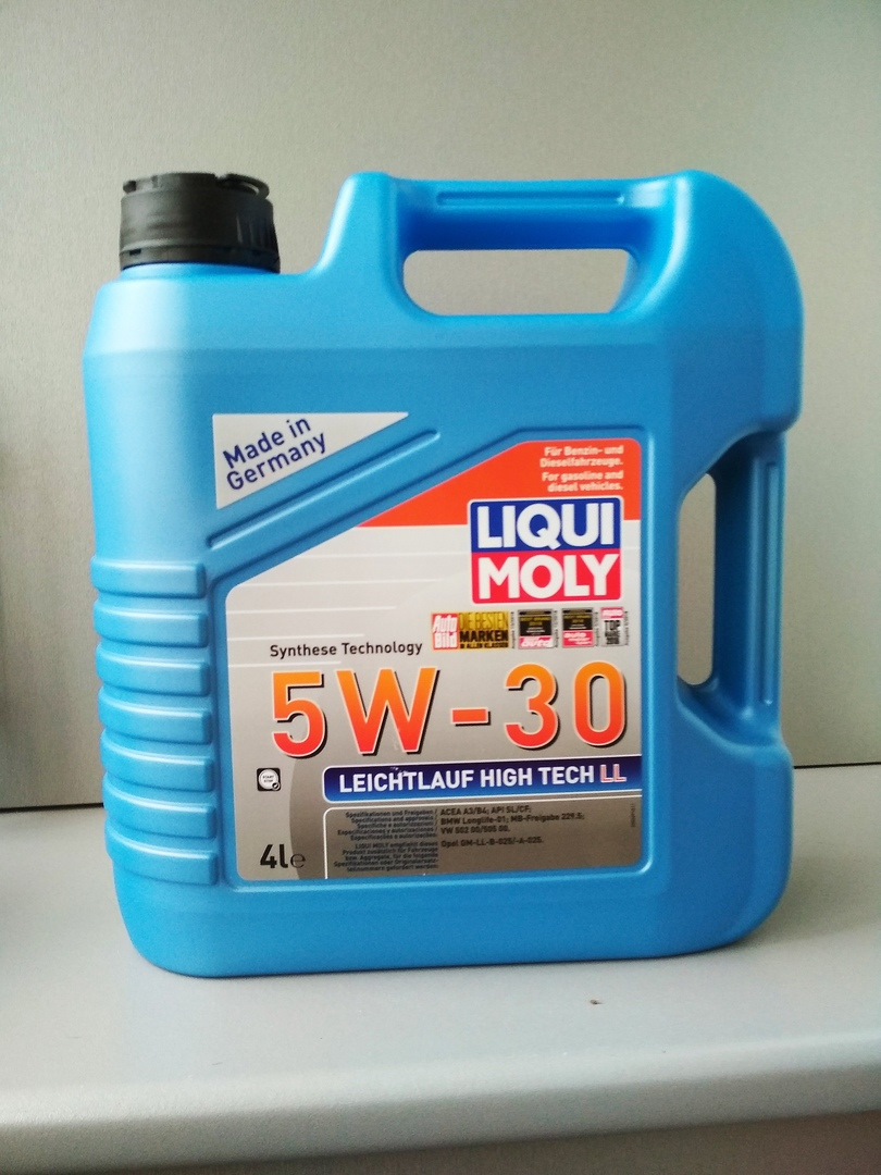 Масло люки. Liqui Moly Leichtlauf High Tech 5w-40 4л. Масло Ликви моли Leichtlauf High. Liqui Moly 5w30. Liqui Moly Leichtlauf ll 5w-30.