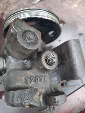 Гидроусилитель ипсум sxm10. Гидроусилитель на тойота ипсум sxm10. Гур на ипсуме 97 года. Гур ипсум 10. Гур ипсум 10.