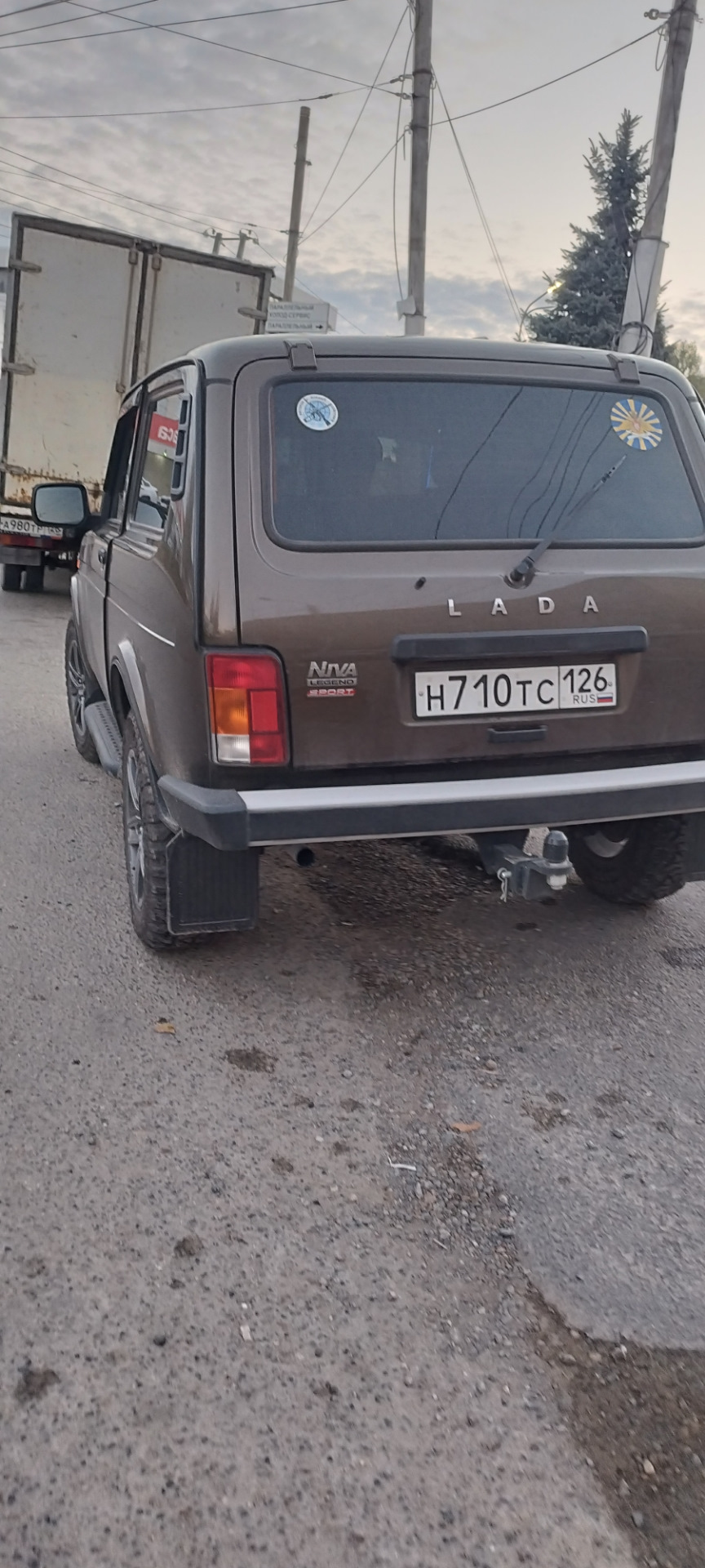 Должно быть без legend, как есть — Lada 4x4 3D