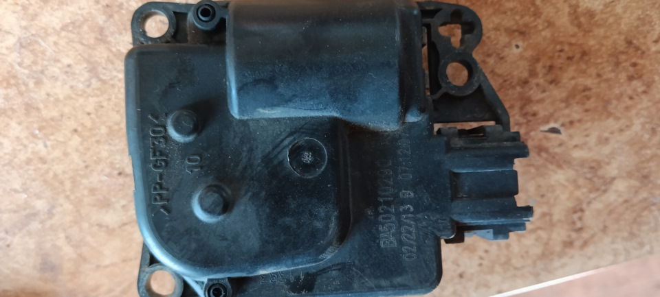 заслонка рециркуляции на УАЗ Patriot. Б/у | 3 000 ₽ в городе Тихорецк ...