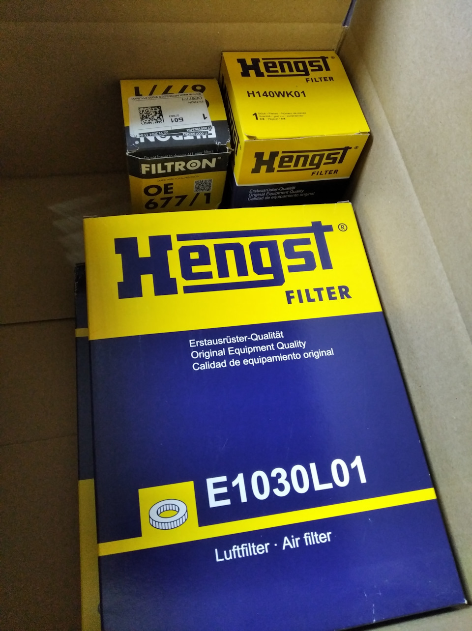 Фото в бортжурнале Mercedes-Benz GL-Class (X164). Запчасти на фото: H140WK01, E1030L01