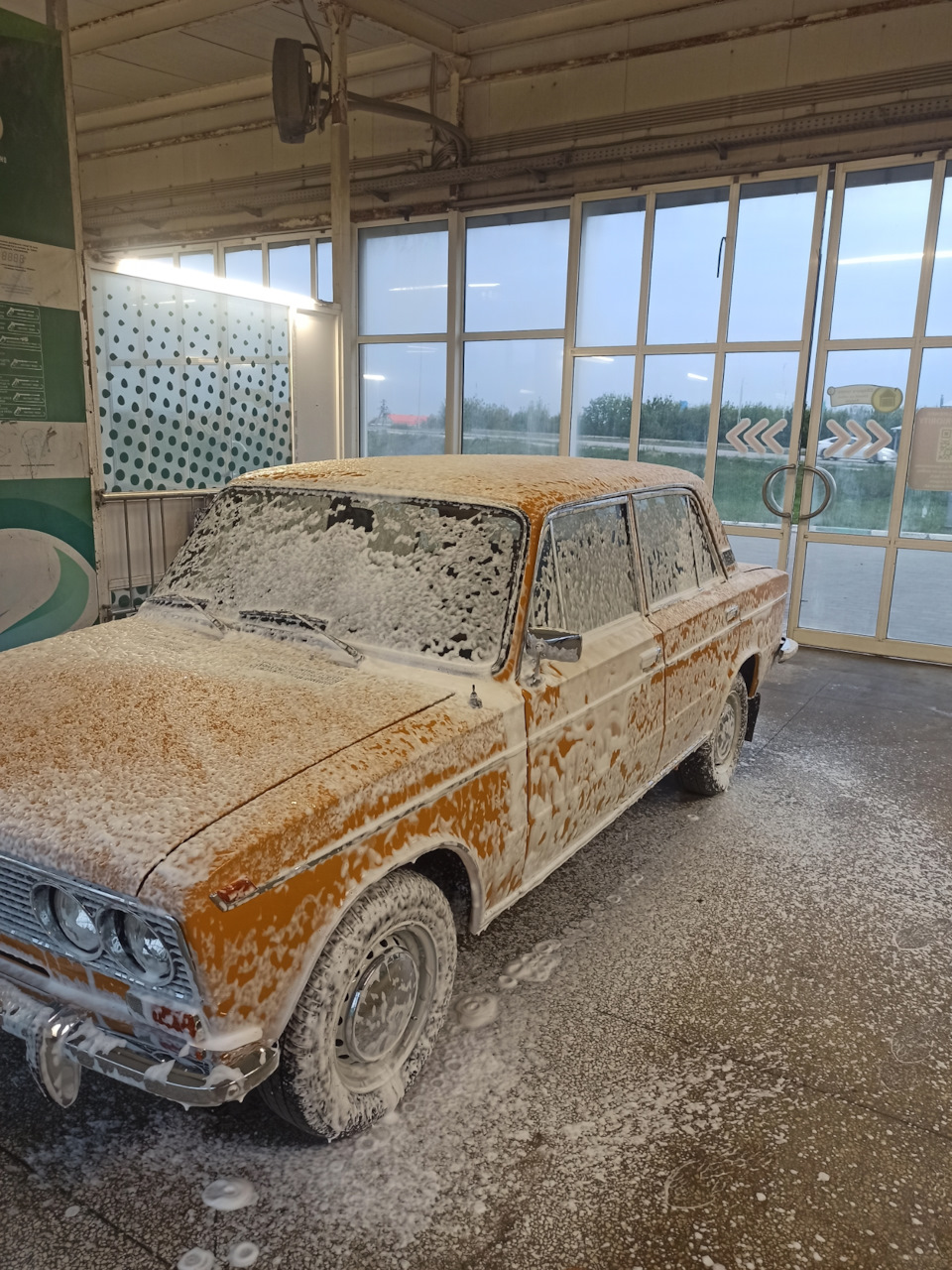 089_Авиационный праздник — Авиашоу 2022 в Тамбове — Lada 21031, 1,5 л, 1975  года | встреча | DRIVE2