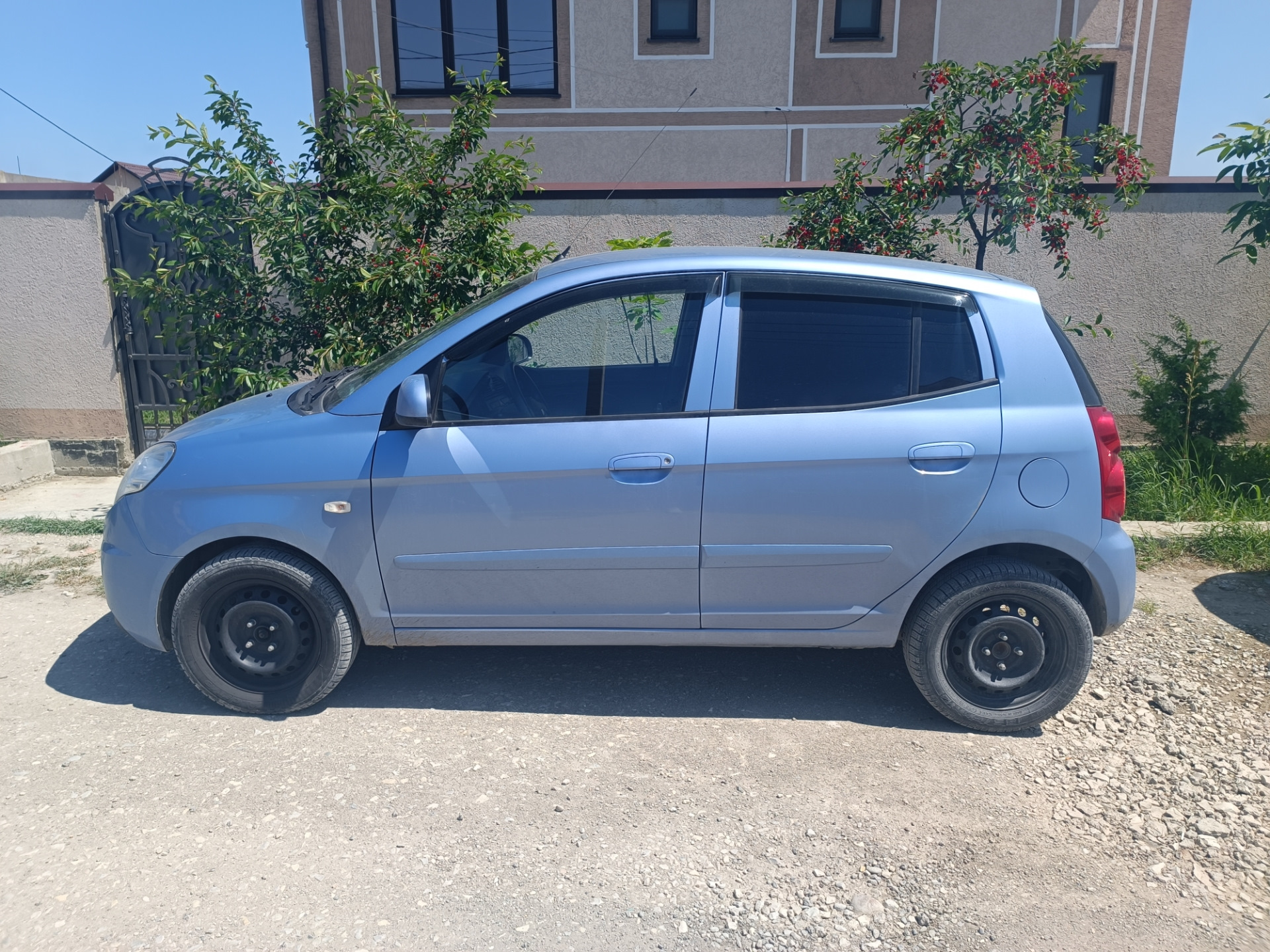 Kia Picanto 2009 белая