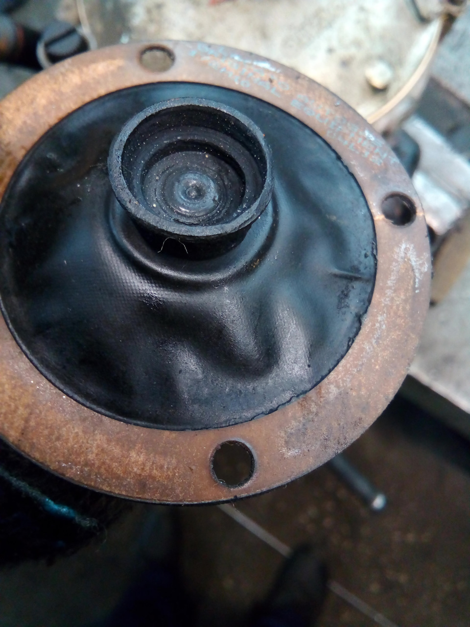 Газовый вакуумный редуктор ловато. — УАЗ 3909, 2,5 л, 2001 года ...