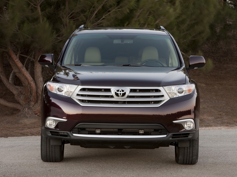 Toyota highlander 2010. Тойота хайлендер 2013. Тойота хайлендер 2. Тойота хайлендер 2014. Hilander.