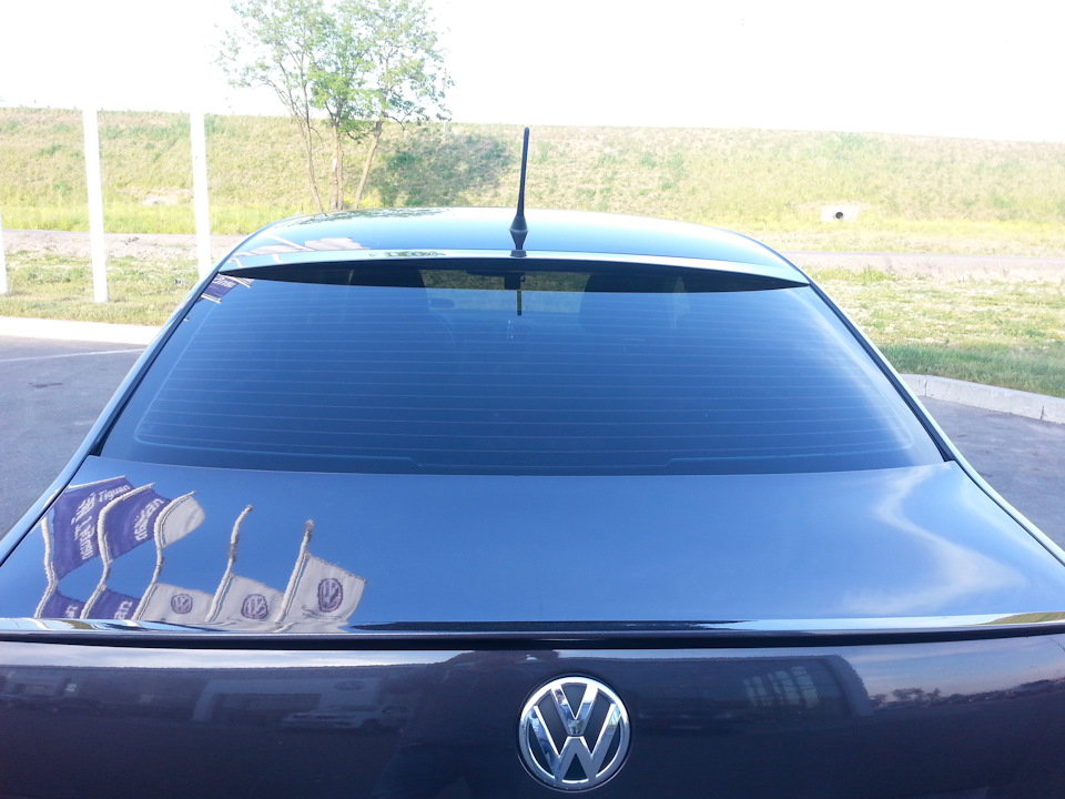 Лип спойлер и Козырек на заднее стекло — Volkswagen Polo Sedan, 1,6 л ...