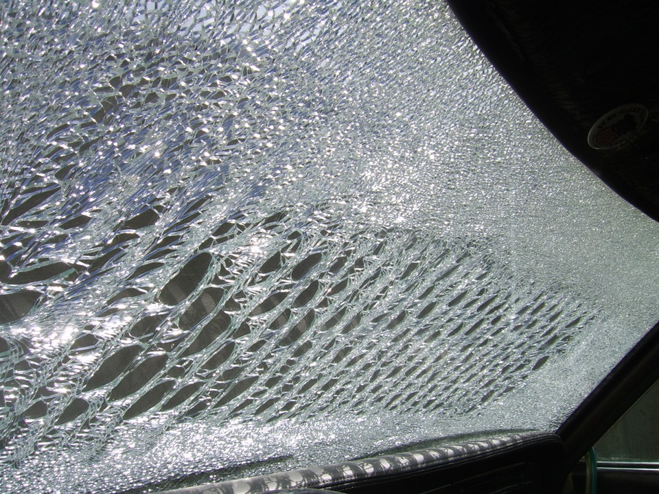 Разбилось лобовое — Ford Taunus TC, 2,3 л, 1971 года | поломка | DRIVE2