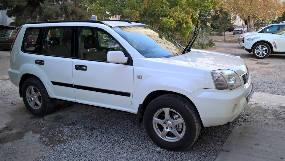 Начал подготовку к нанесению Glaco Soft99. — Nissan X-Trail I (t30)