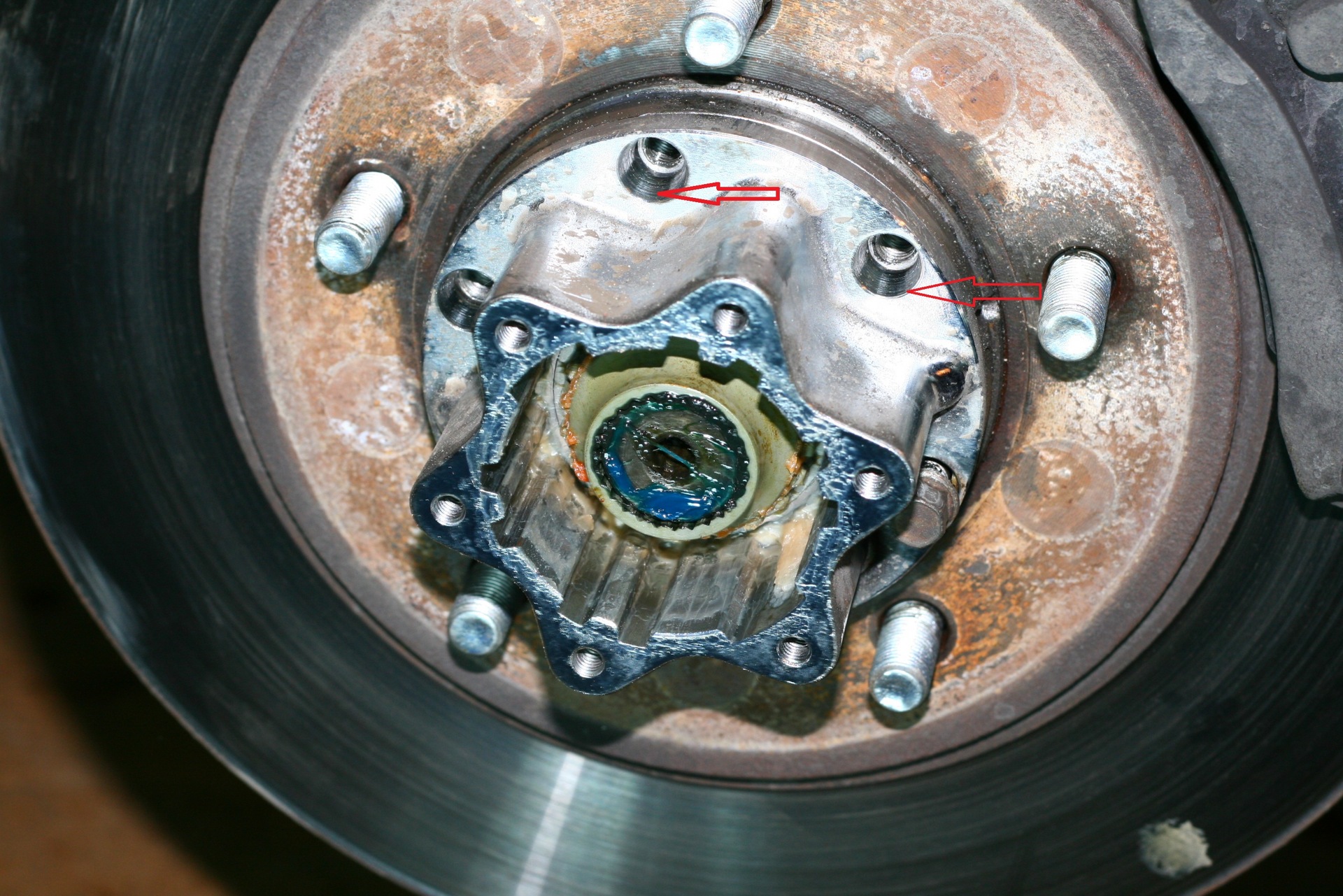 Гаражное — Suzuki Grand Vitara (1G), 2,5 л, 2000 года | запчасти | DRIVE2