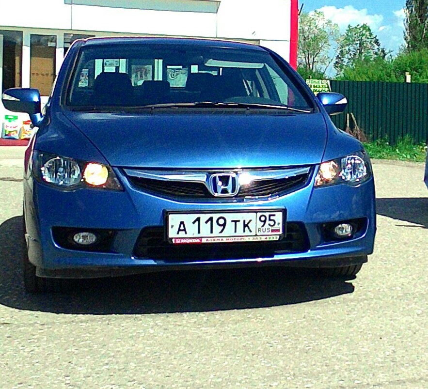 Не слепит встречку и видно хорошо на дороге — Honda Civic 4D (8G)