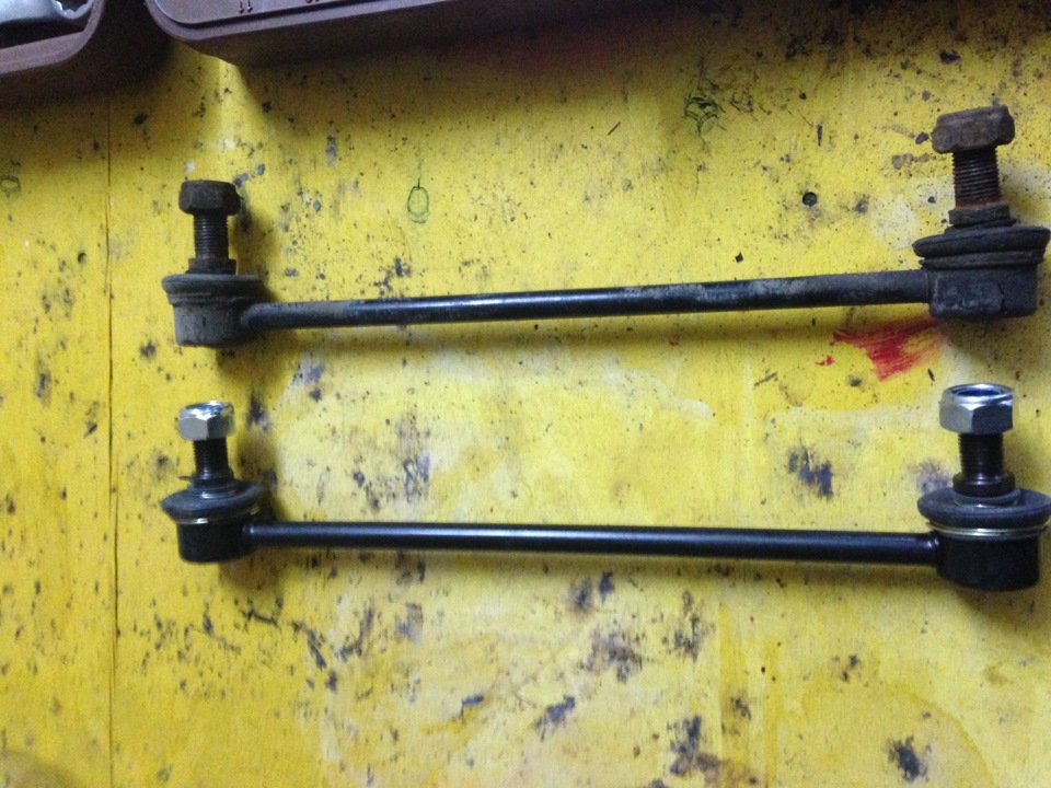 Стучит, стучит, стучит… Ааа, стойка стабилизатора! — Lexus ES (XV40), 3 ...