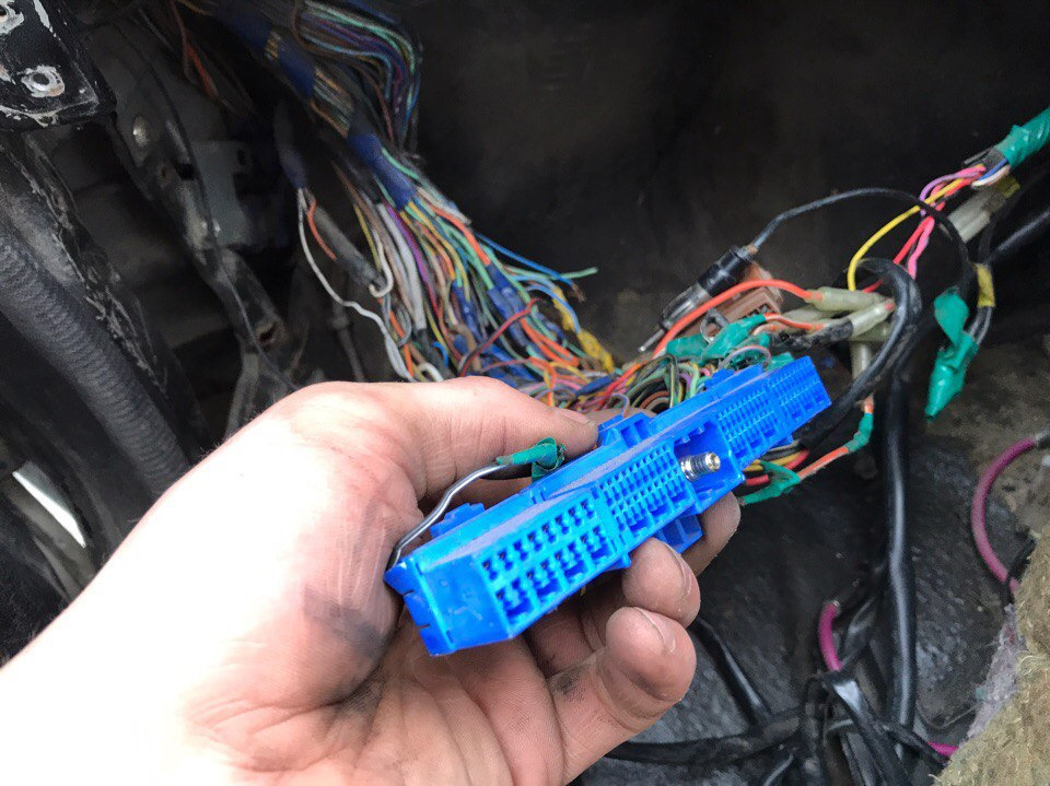 Начнем вакханалию над старым Ниссаном. — Nissan Skyline (R32), 2,5 л ...