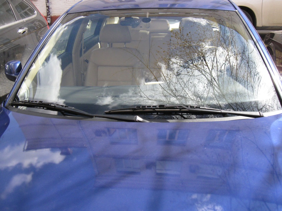 Поводки бескаркасных дворников — Volkswagen Passat B5, 1,8 л, 2001 года ...