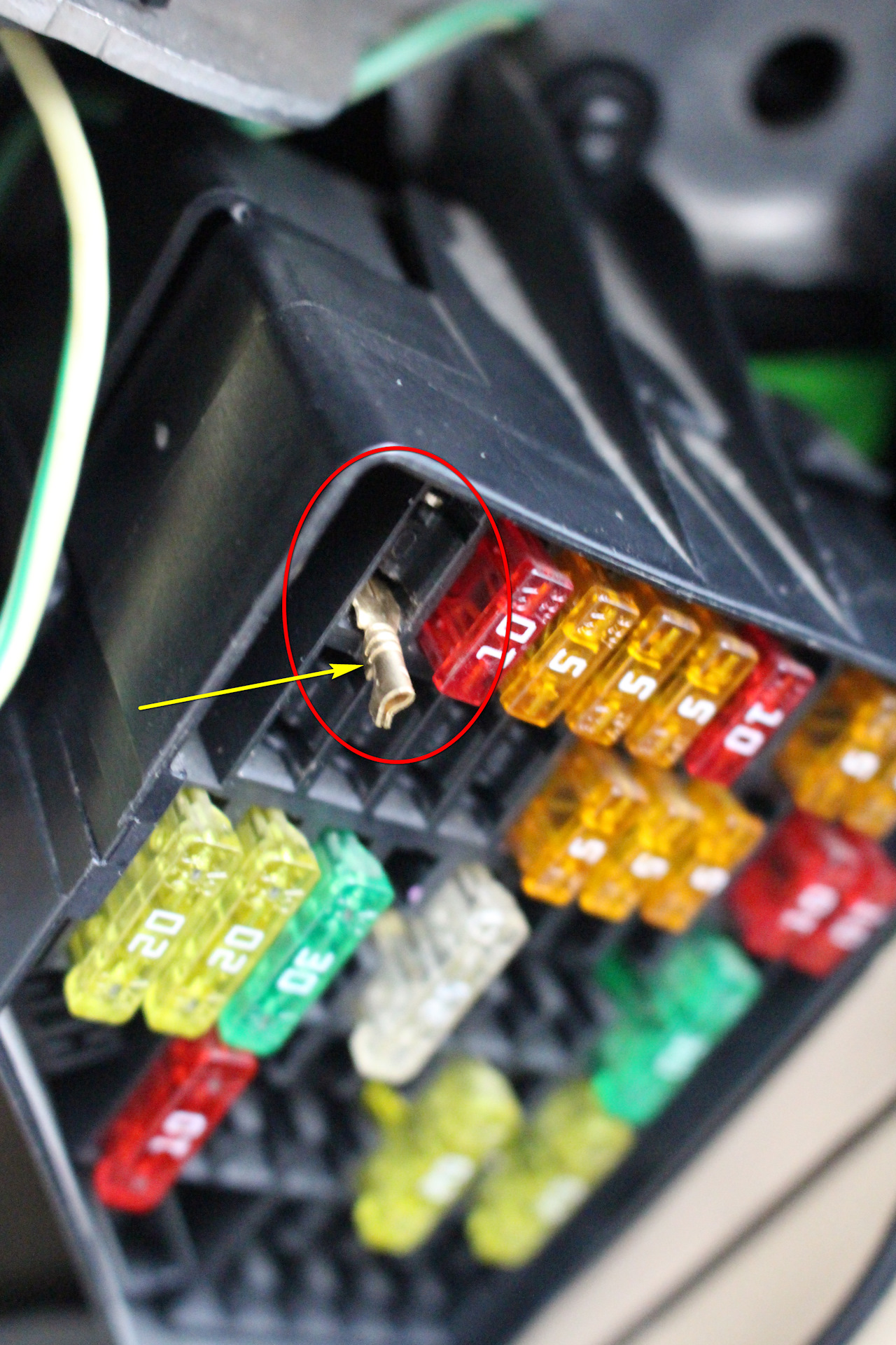 Клемма для реле